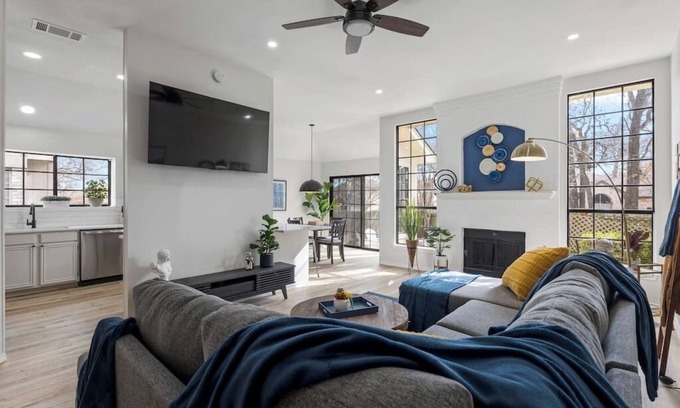 McNeil House | Convenient Family Retreat: The Bonnie - 5 Beds & More!