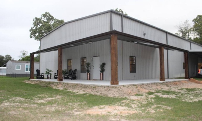Negreet House | Discover The BooneDocks Lodge: Lake View & Family Friendly