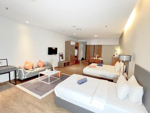 Taman Bukit Pantai Apartment | Welcoming Stay at The Bourke - Bangsar Trade Centre