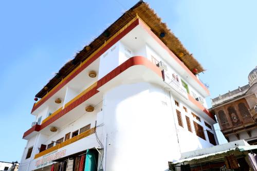 Pushkar Hotel | Discover Brahma Space: Guest Rated 9.8 with Spa & Dining