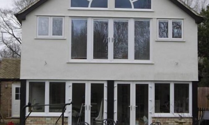 Cambridge Bed & Breakfast | Relaxing Retreat at The Brambles B&B with Breakfast Included