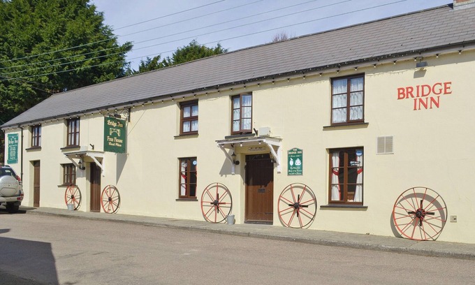 Holsworthy Cottage | Cozy 1 Bedroom Stay in Bridgerule near Bude with Ocean View