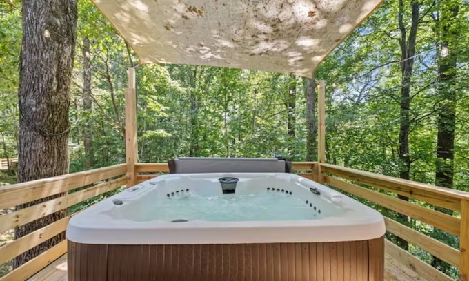 Black Mountain Cabin | Relax at The Bridge Retreat: Game Room & Hot Tub Fun