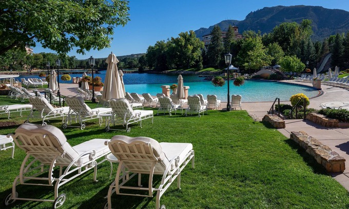 Broadmoor Resort | Unforgettable Stay at The Broadmoor: 5-Star Luxury Awaits
