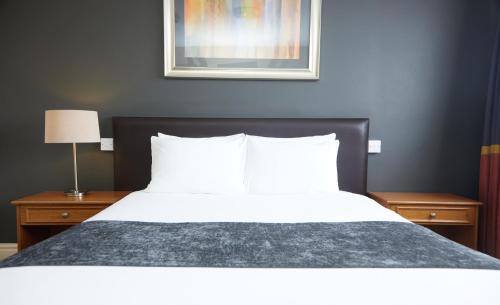 Milton Keynes Hotel | Family-Friendly Comfort at The Broughton Hotel by Greene King Inns