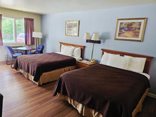 Sheridan Hotel | Budget-Friendly Stay at The Budget Inn Express