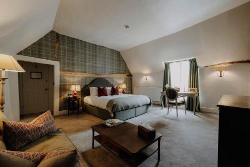 Stamford Hotel | Discover The Bull And Swan: Pet-Friendly Family Retreat