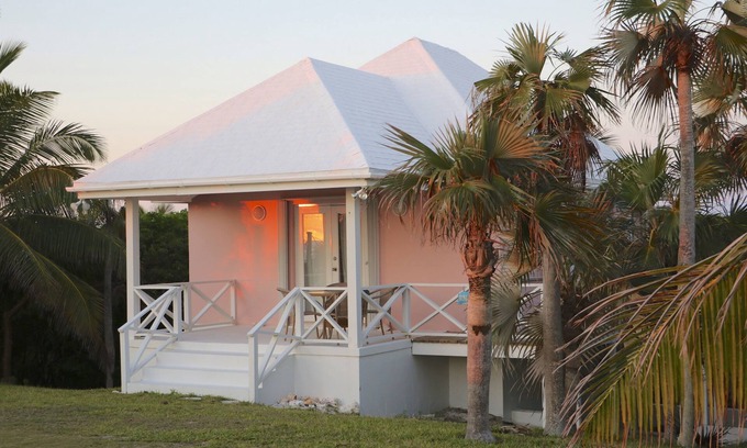 North Palmetto Point Villa | Experience The Bungalow on Breeze Island with Ocean Views