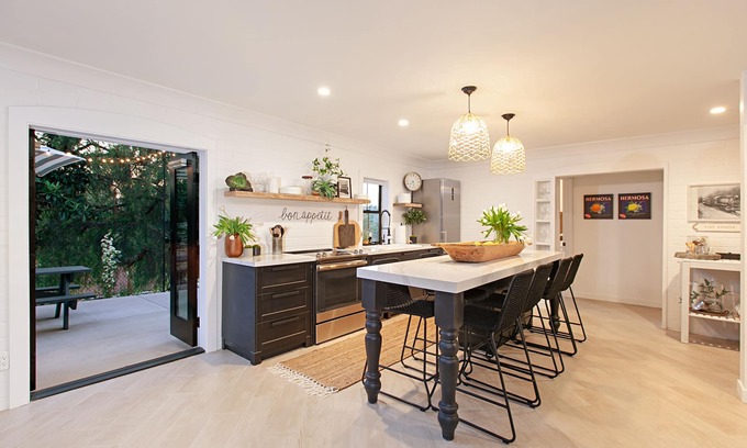 Fallbrook House | Experience The Bungalow: A Visitana Collection Retreat
