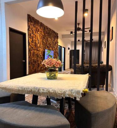 Arau House | Budget-Friendly Bunker StudioStay with Family Amenities