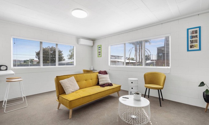 Te Awamutu Apartment | The Bunkers "Urban meets Rustic"