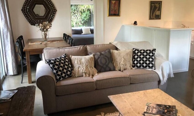Rosebank House | The Bunkhouse- Byron Hinterland retreat