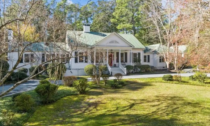 Southern Pines House | Indulge at The Buttonwood Estate – Ideal for the U.S. Open