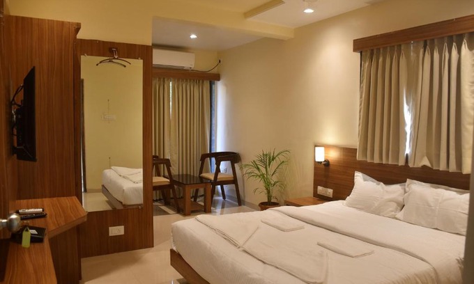 Karde Hotel | Seafront Stays at Hotel Skylark with Family-Friendly Perks