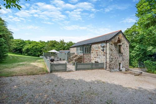 Bodmin House | Pet-Friendly Retreat at The Byre Dunmere for Families