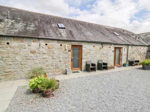 Newton Stewart House | Pet-Friendly Retreat at The Byre - Ideal for Families