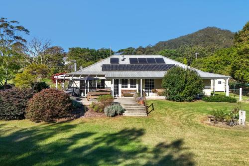Far Meadow House | Indulge at The Byres: Pet-Friendly with Pool & Hot Tub