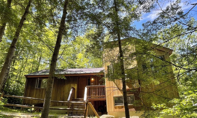 North Conway House | Unforgettable Family Getaway at The Cabin at Crown Ridge