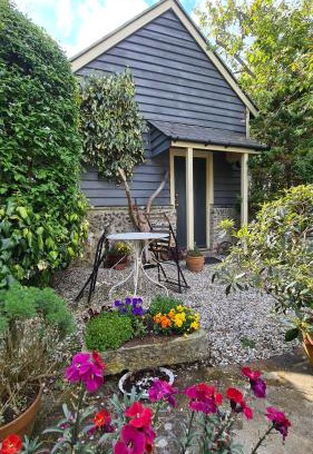 Litlington House | Pet-Friendly Cabin in Litlington with High Guest Ratings