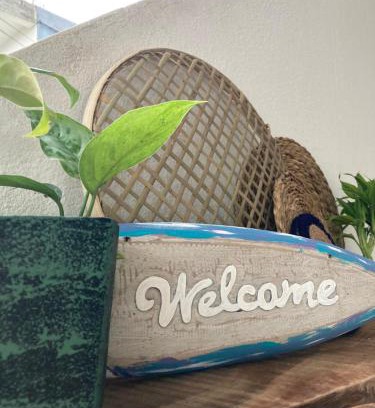 Thiranagama Hotel | Discover The Calm Palm: Pet-Friendly Retreat with Breakfast