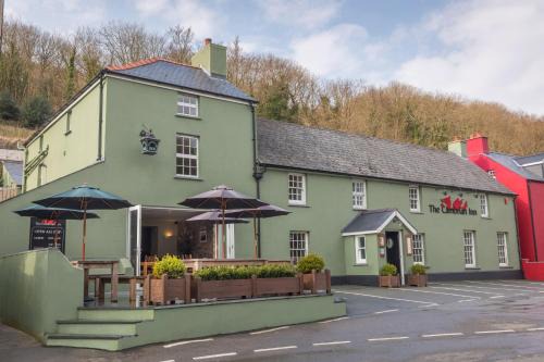 Solva Hotel | Ocean View Bliss at The Cambrian Inn - Rated 9/10