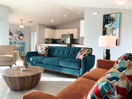 Burnt Store House | Discover The Cape Escape: Pet-Friendly Retreat for 7