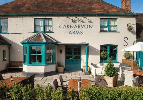 Burghclere Hotel | Comfortable Stay at The Carnarvon Arms - Pet Friendly & More