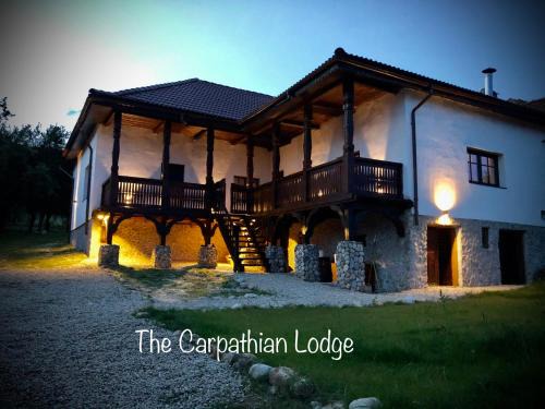 Dobrita House | Experience Comfort at The Carpathian Lodge - Family Friendly!