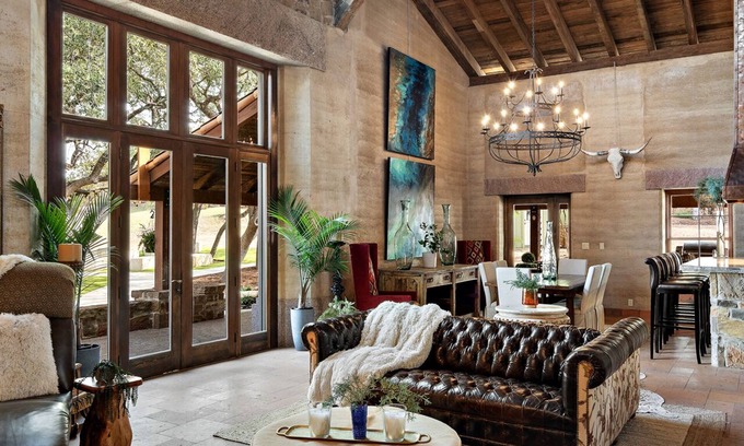 Spicewood House | Experience The Carriage House: Gated Equestrian Retreat