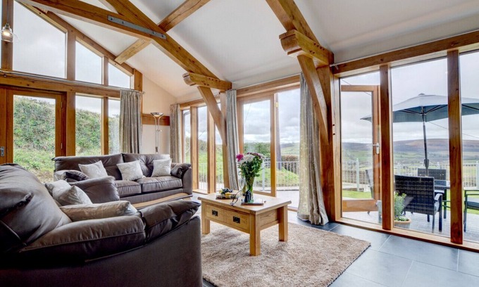 Barnstaple House | The Cart Linhay - Two Bedroom House, Sleeps 4