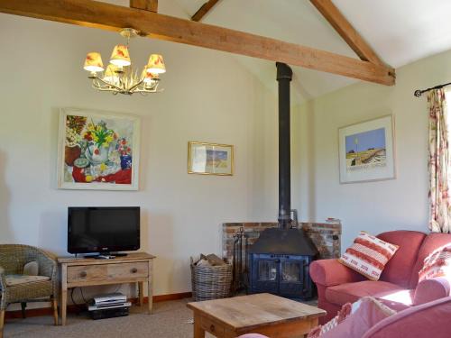 Hinton House | Experience The Cart Shed - A 4-Star Pet-Friendly Retreat