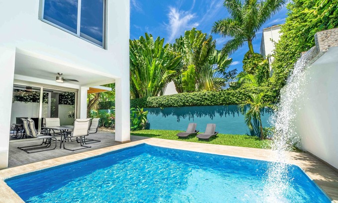 Cancun Villa | Elegant Villa with Private Pool in a Gated Community