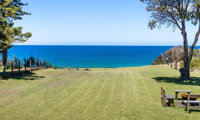 Culburra Beach House | The Castle - Pet Friendly - Absolute Beachfront