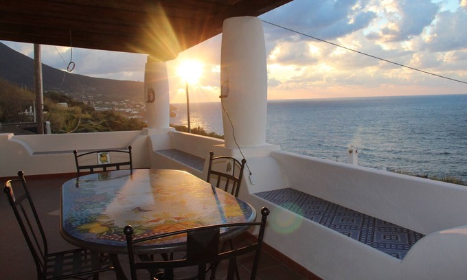 Malfa Villa | Rejuvenate at The Casuzza of RE with Oceanfront Bliss
