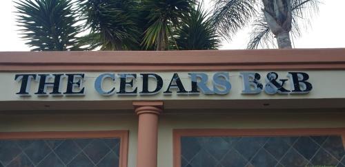 Valhalla Bed & Breakfast | Discover The Cedars Bed and Breakfast with Pool Access