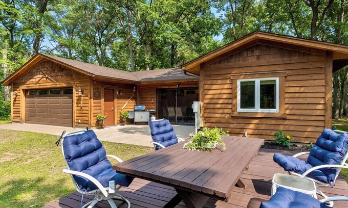 Crosslake Cabin | The Cedarwood Cabin
