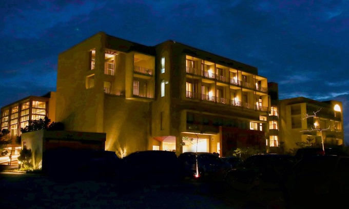 Mohangarh Hotel | Discover The Centrum: Family-Friendly with Pool & Spa