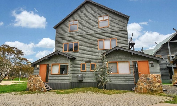 Dinner Plain Ski Chalet | Family-Friendly Retreat at The Chalet in Dinner Plain