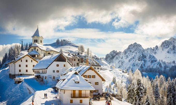 Tarvisio Apartment | Discover The Chalet of the Golf Club - Tarvisio Getaway