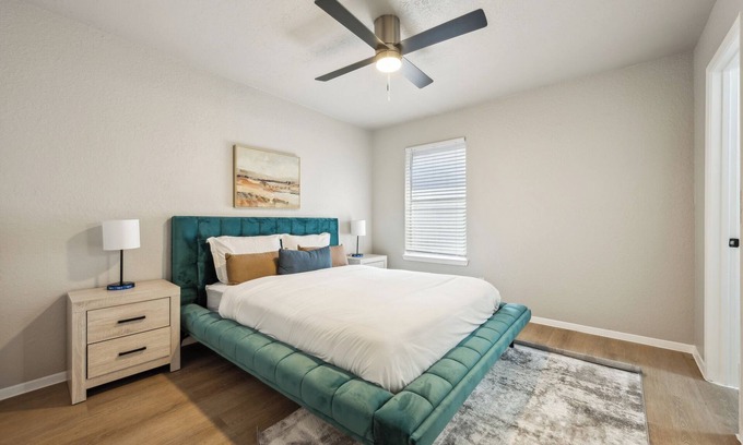 Grand Prairie Apartment | The Chandler 1221 I Comfy 2 Bed 2 Bath