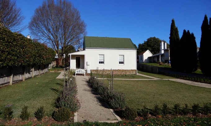 Deloraine House | Discover The Chapel Deloraine: 10/10 Guest Experience