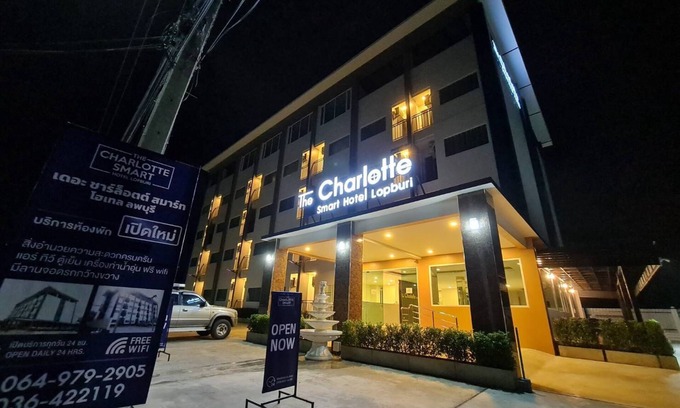 Lop Buri Hotel | Discover The Charlotte Smart Hotel Lopburi - Family Friendly Stay