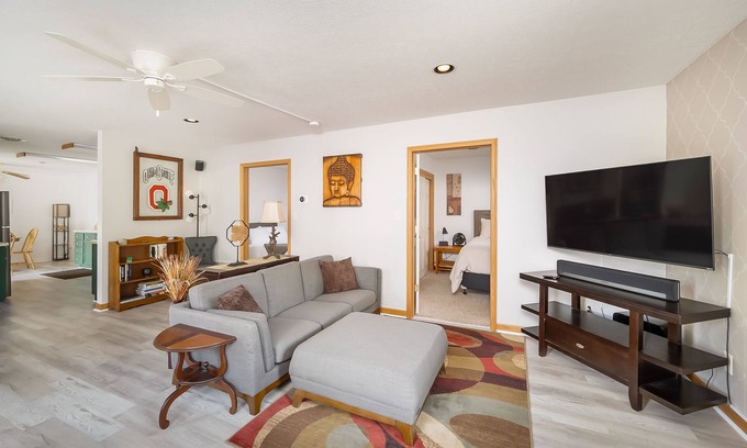 Marysville House | Cozy Uptown Marysville Villa with Pool & Breakfast Included