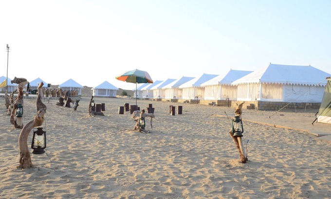 Kanoi RV Rental | Discover The Chirag Desert Camp: Family-Friendly Retreat