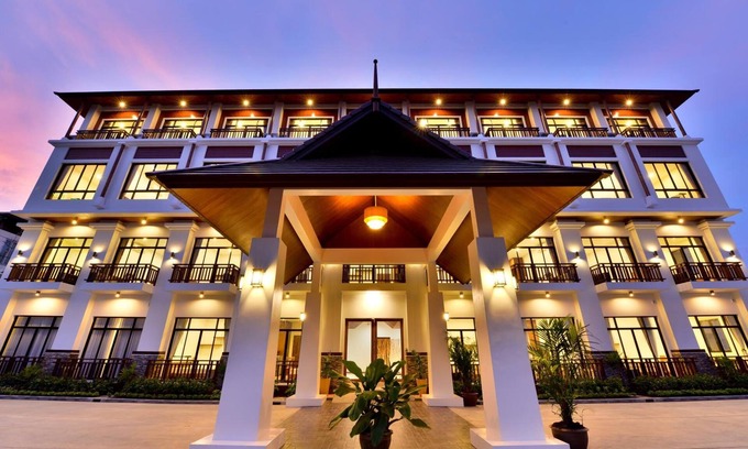 Chom Thong Hotel | Adult-Only Retreat: Choice Hotel with Exceptional Amenities
