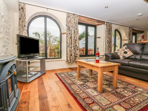 Chudleigh House | Kid-Friendly Getaway at The Cider Barn