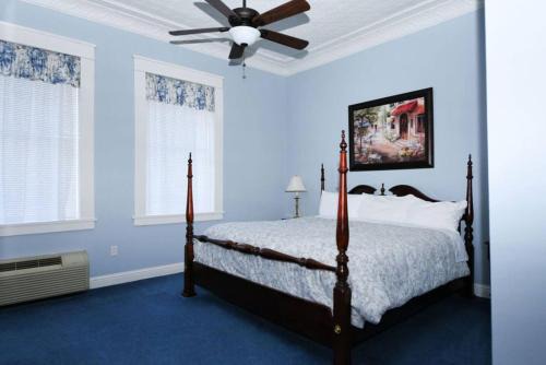 Eastland Hotel | The Cisco Room