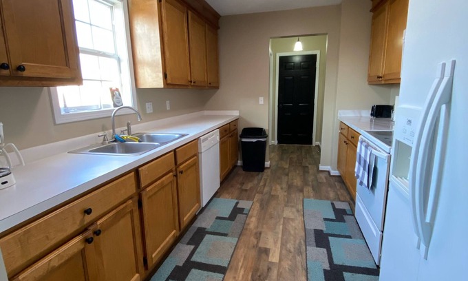 Sumter County House | Experience The Claremont @ Shaw: Pet & Child Friendly Stay