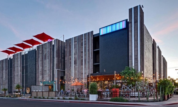 Encanto Hotel | Relax at The Clarendon Hotel and Spa: Oceanfront Bliss