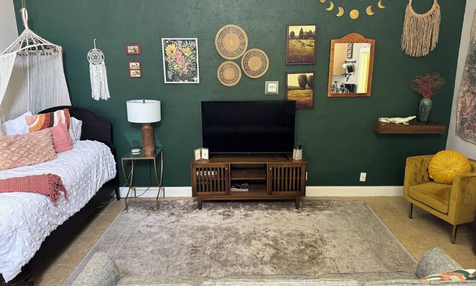 Park Lake - Highland House | Guest Rated 10/10: The Clementine Boho Home in Orlando